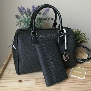 🌼Michael Kors Set